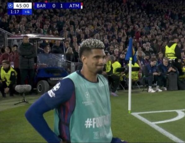 صالح tweet media