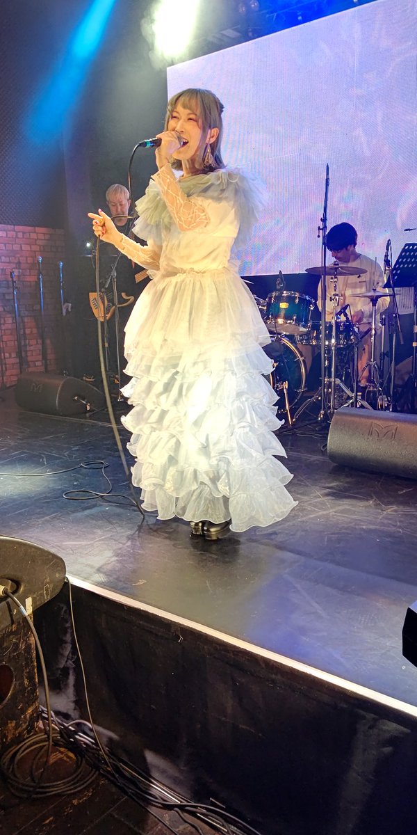 すなお tweet media