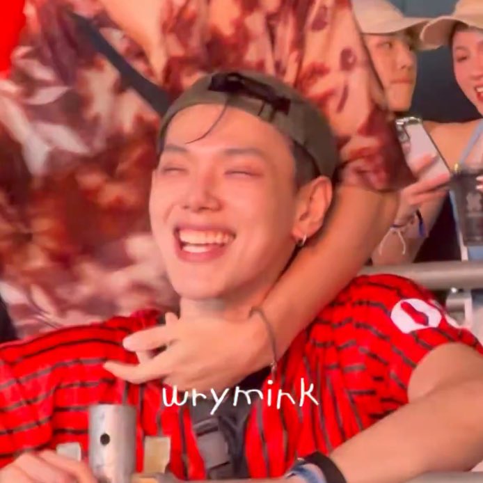 zani ⋆ tweet media