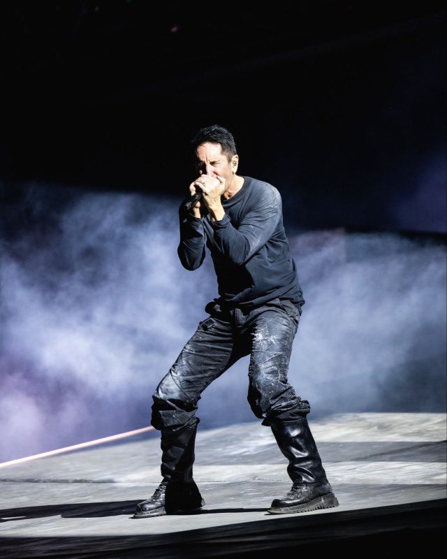 ari ⚙️ SAW NIN TWICE tweet media