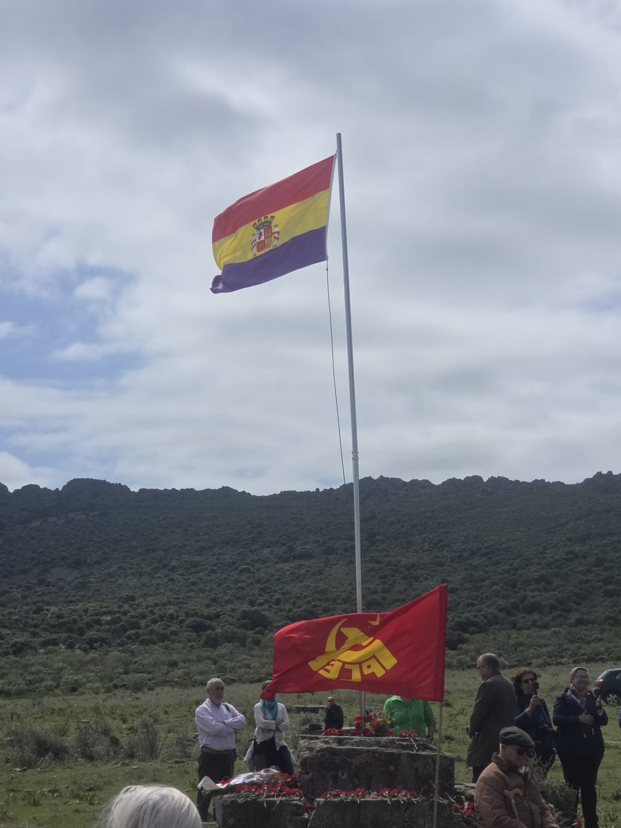 PCE Extremadura tweet media
