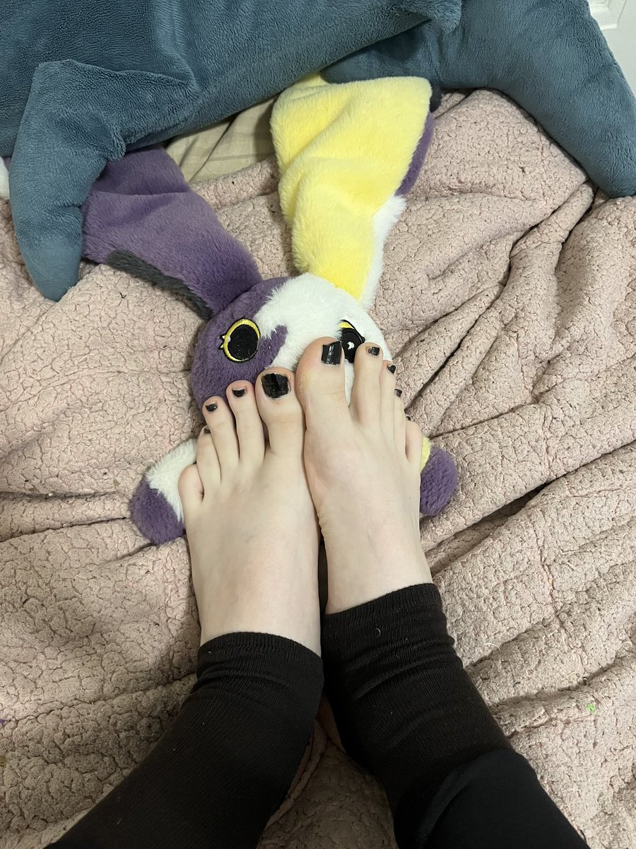 Morgan🦇🖤 tweet media