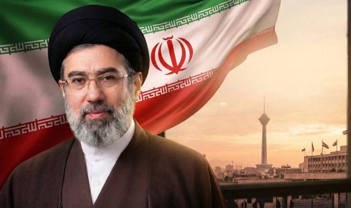 🔴🇮🇷✊🔥🇺🇲🇮🇱Officiellement, M. Mojtaba Khamenei a adressé un message fort aujourd’hui :

« Nous vous avons fait confiance en acceptant la trêve, pensant que vous en profiteriez pour recharger vos vaisseaux et vos armes après avoir épuisé vos stocks de défense aérienne. 
Mais nous