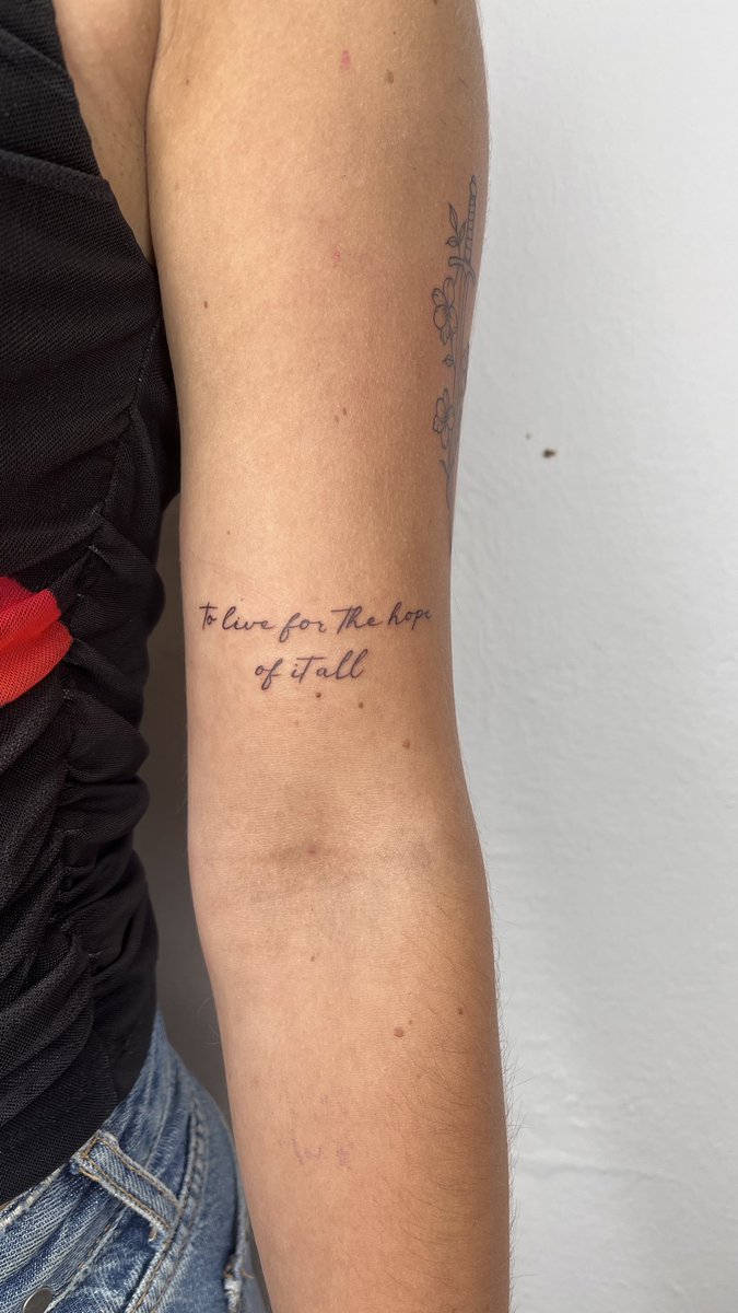 02swiftie's tweet photo. Finally got a Taytoo🫶

#taylorswift #swiftietattoo #taylorswifttattoo #tattoo https://t.co/oDNnu0eu1m