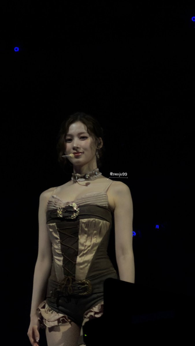 Okay Sana claimed me 🙏 <a href="/JYPETWICE/">TWICE</a> #twice_thisisfor_world_tour_in_stpaul #SANA #TWICE #Thisisfor