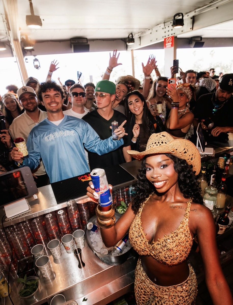 Yewande 🖤 tweet media