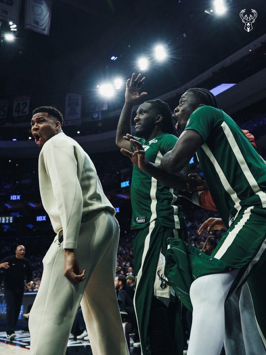 SleeperBucks tweet media