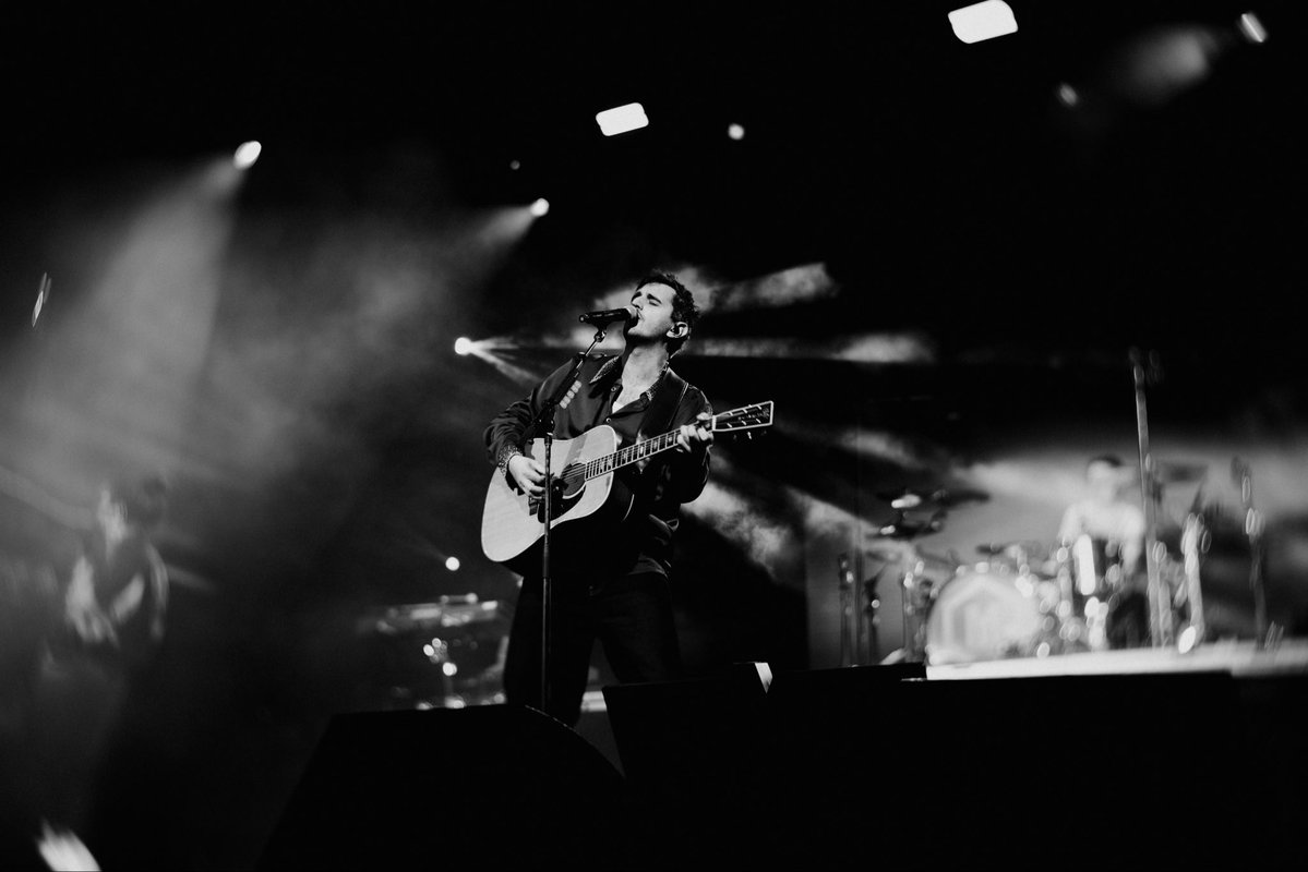 Morat tweet media