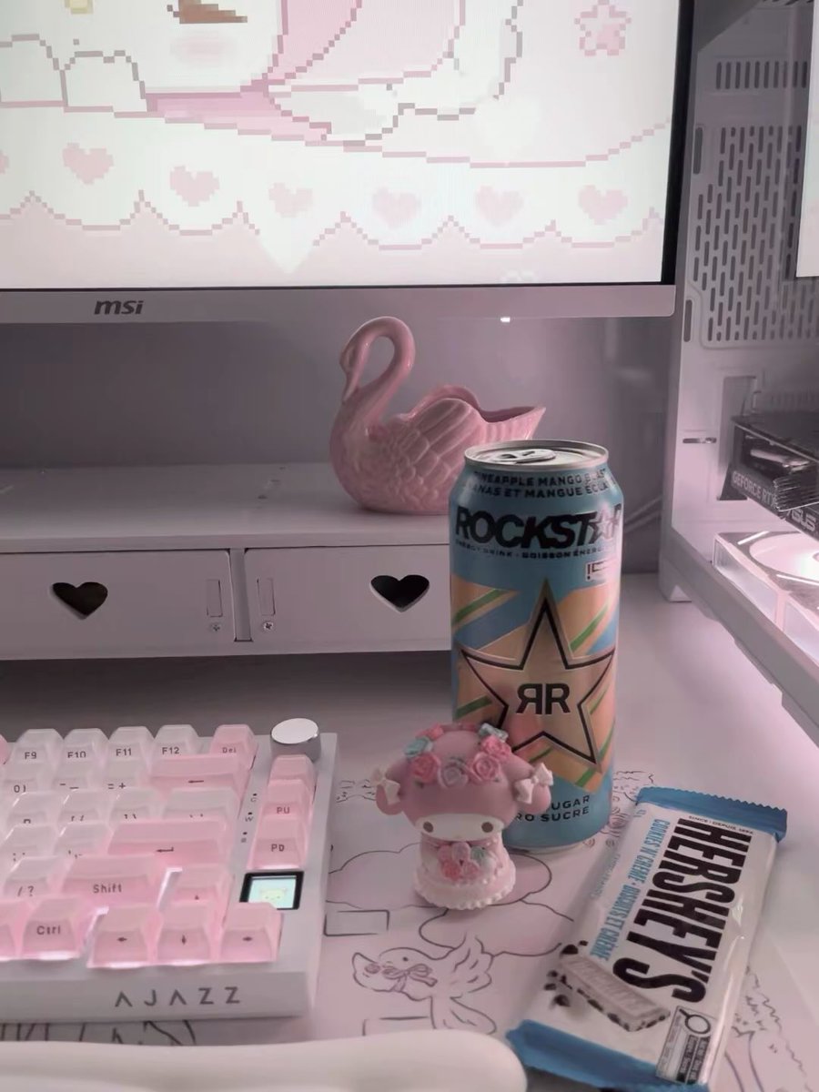 lulu ♡ tweet media
