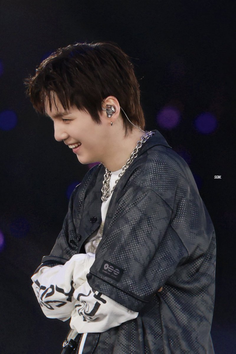 260412 ARIRANG IN GOYANG
🐱😆😆

#민윤기 #슈가 #SUGA
#BTS_ARIRANG