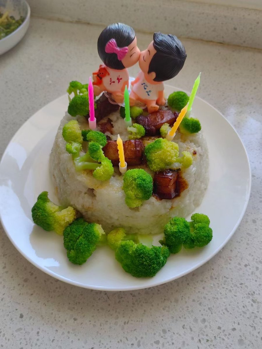 Lyna’s Vibe tweet media