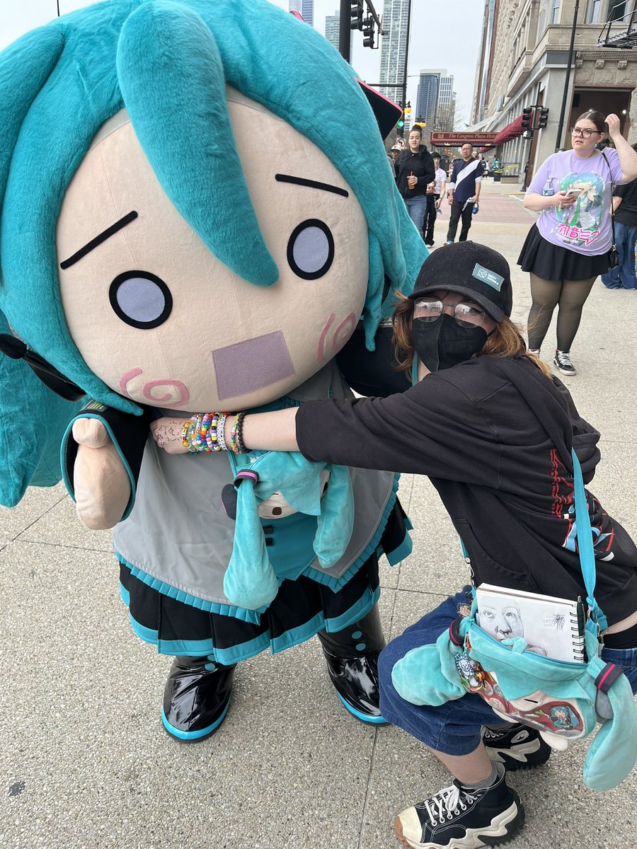 magu SAW MIKU EXPO AGAIN tweet media