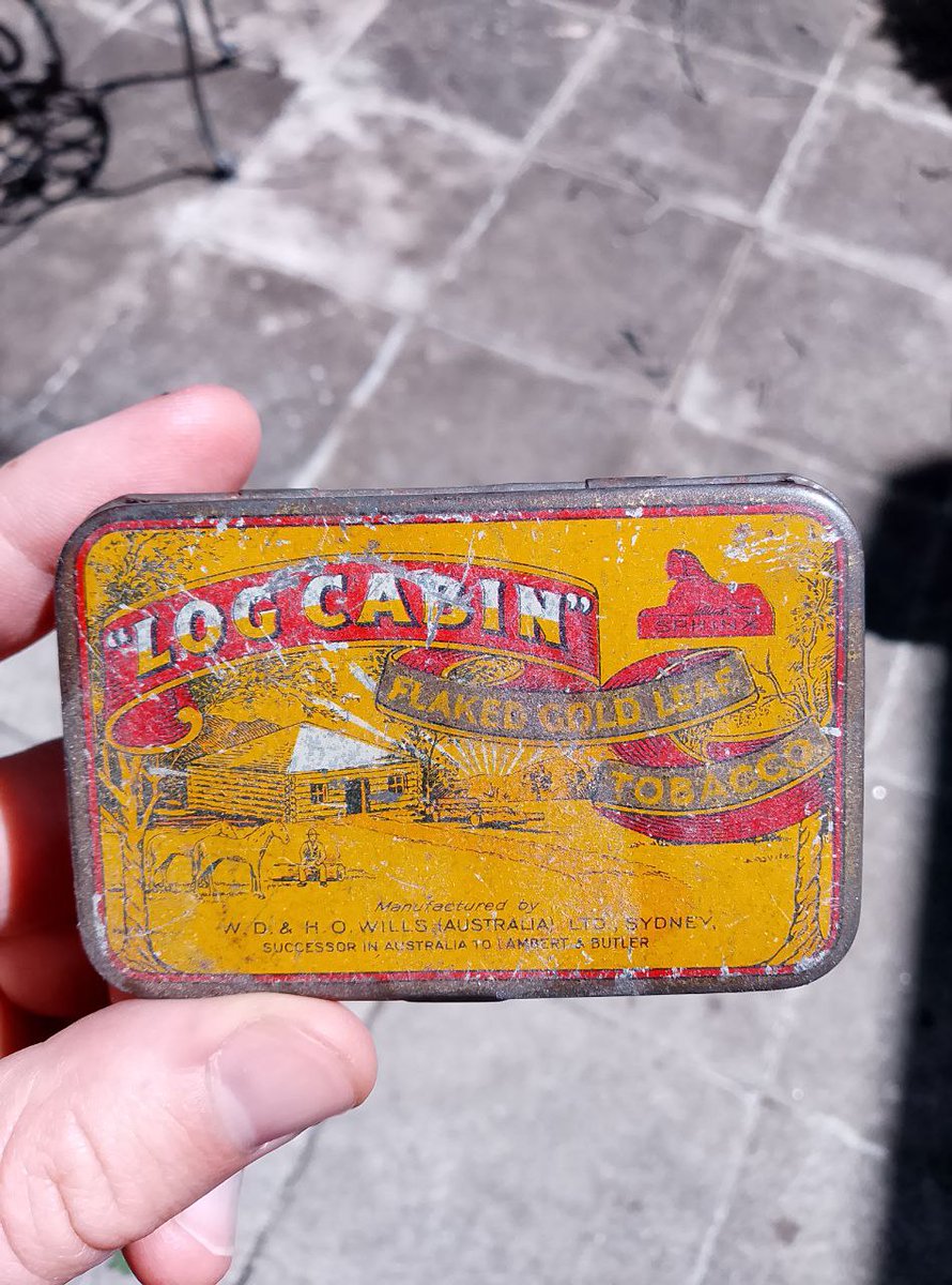 Austhetics tweet media