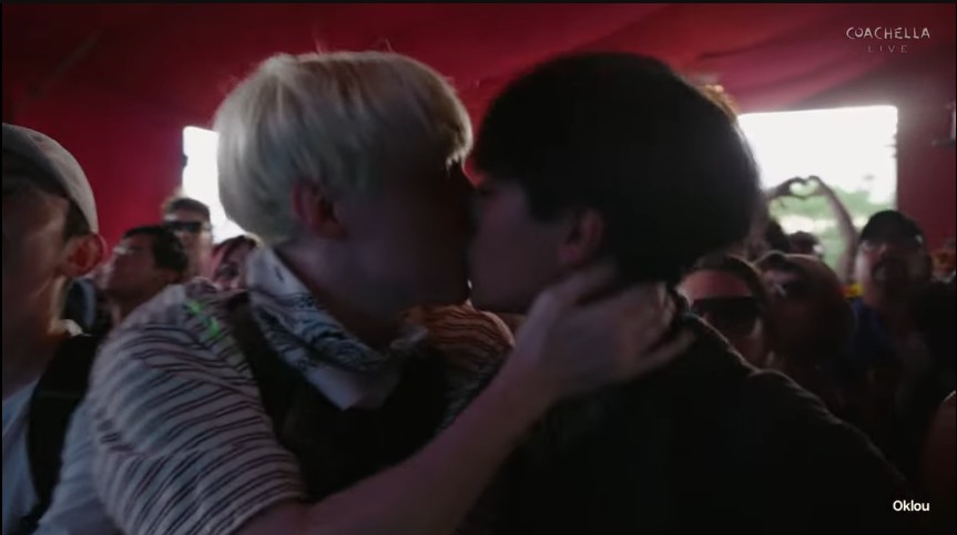 ザッキー tweet media