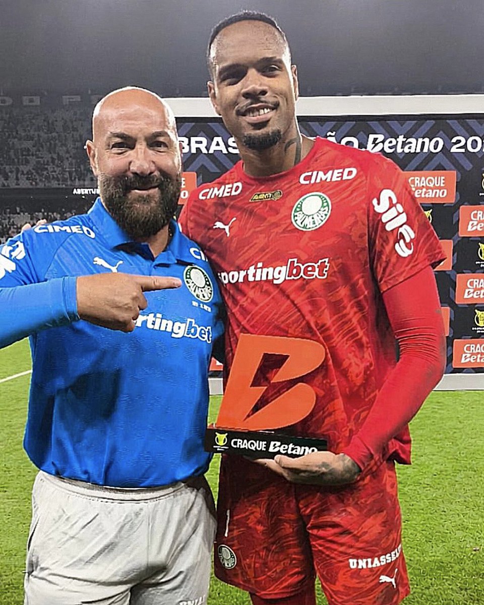 Carlos Miguel tem 2 jogos de titular em Itaquera e 2 prêmios Craque do Jogo.

Ele nunca perdeu jogando lá.