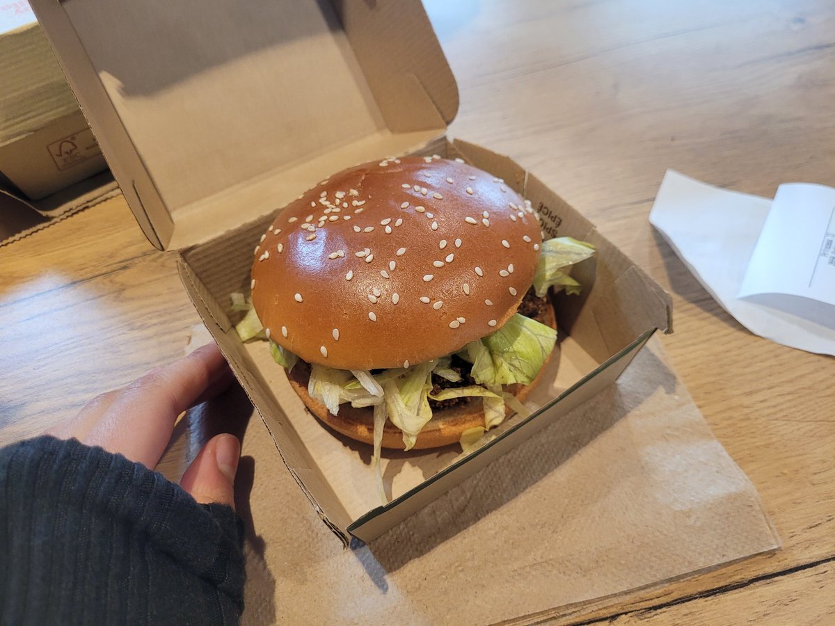 akira 🪽 tweet media