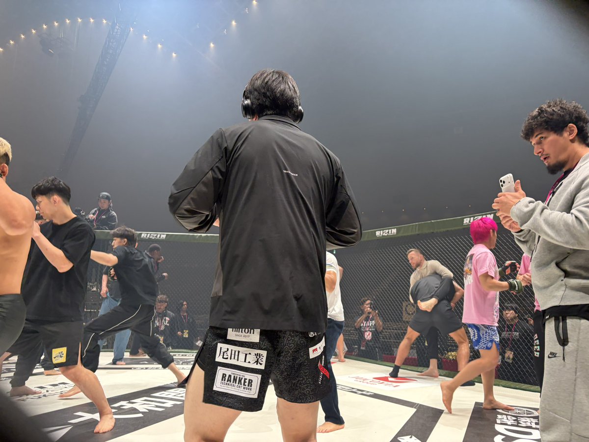 海飛　KAITO tweet media