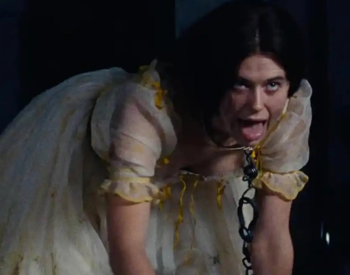 ana⁴⁴ tweet media