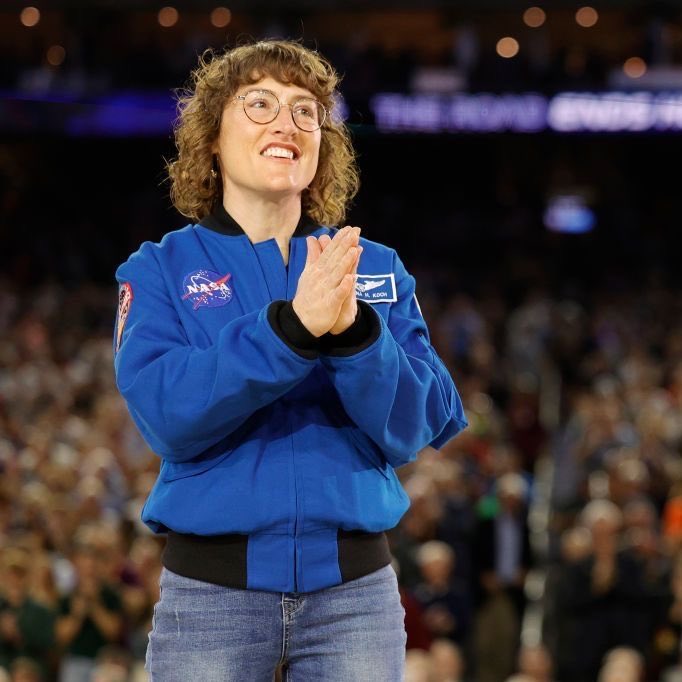 bully maguire tweet media