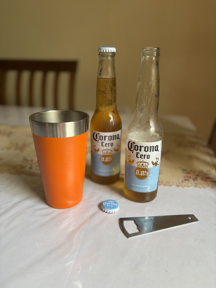 Wender com R no final tweet media