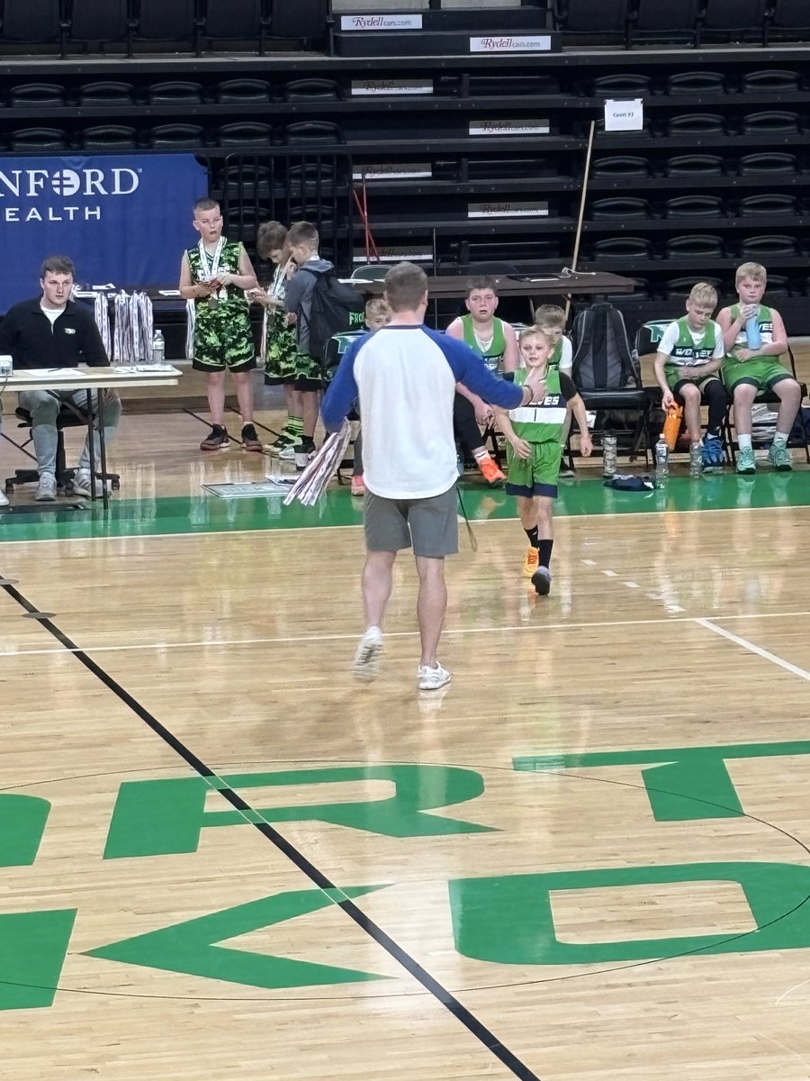 Evan Pederson tweet media