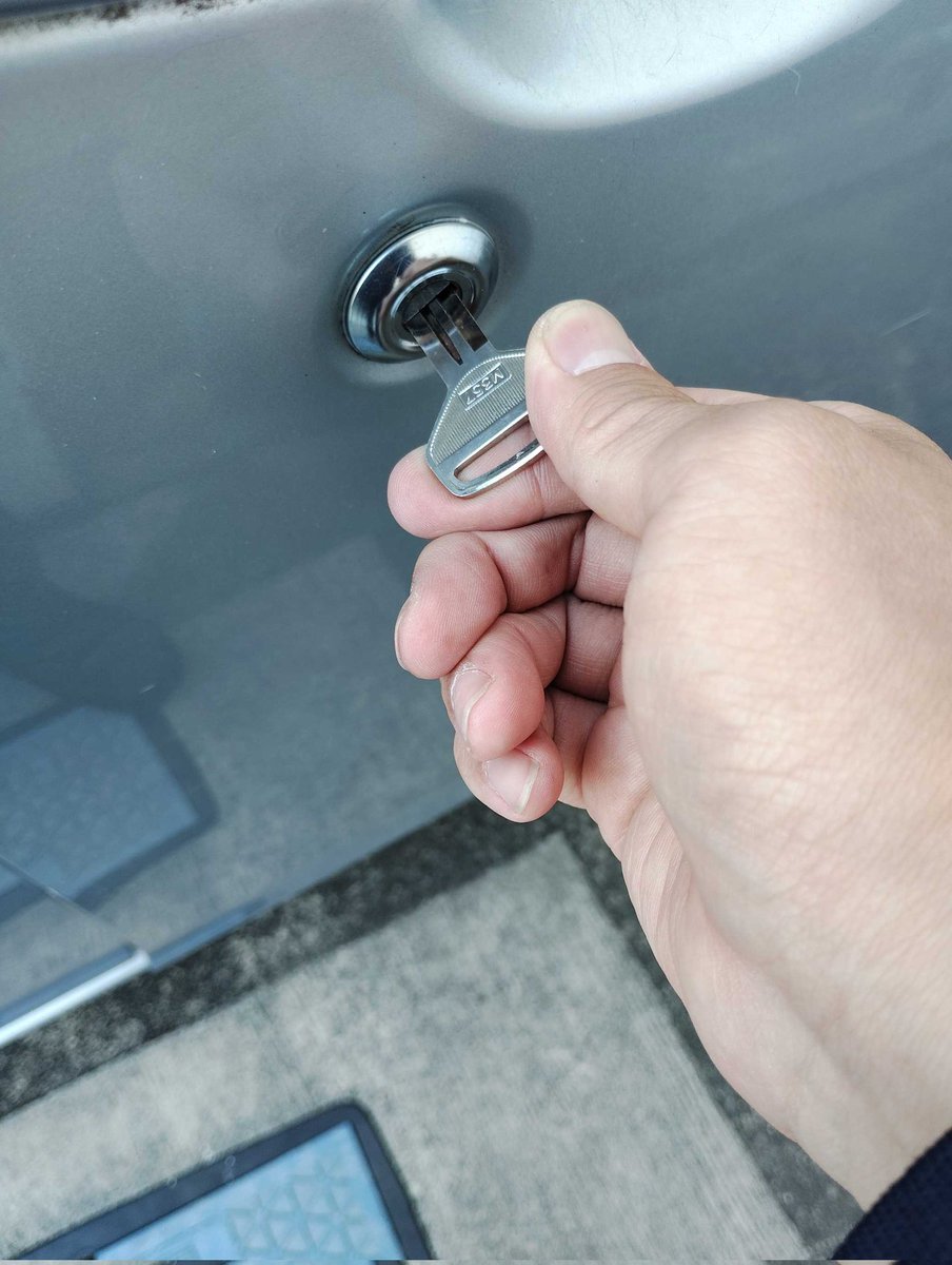 鍵屋 Locksmith tweet media