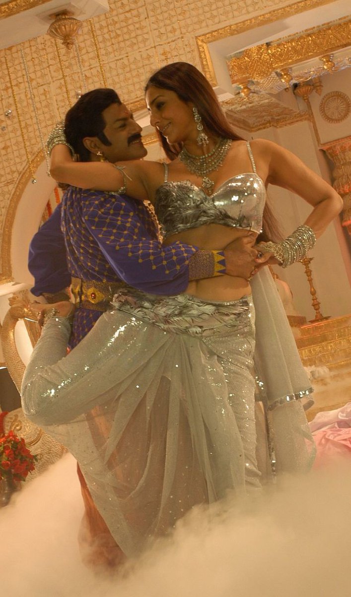 Bro is so lucky 🌝 ..