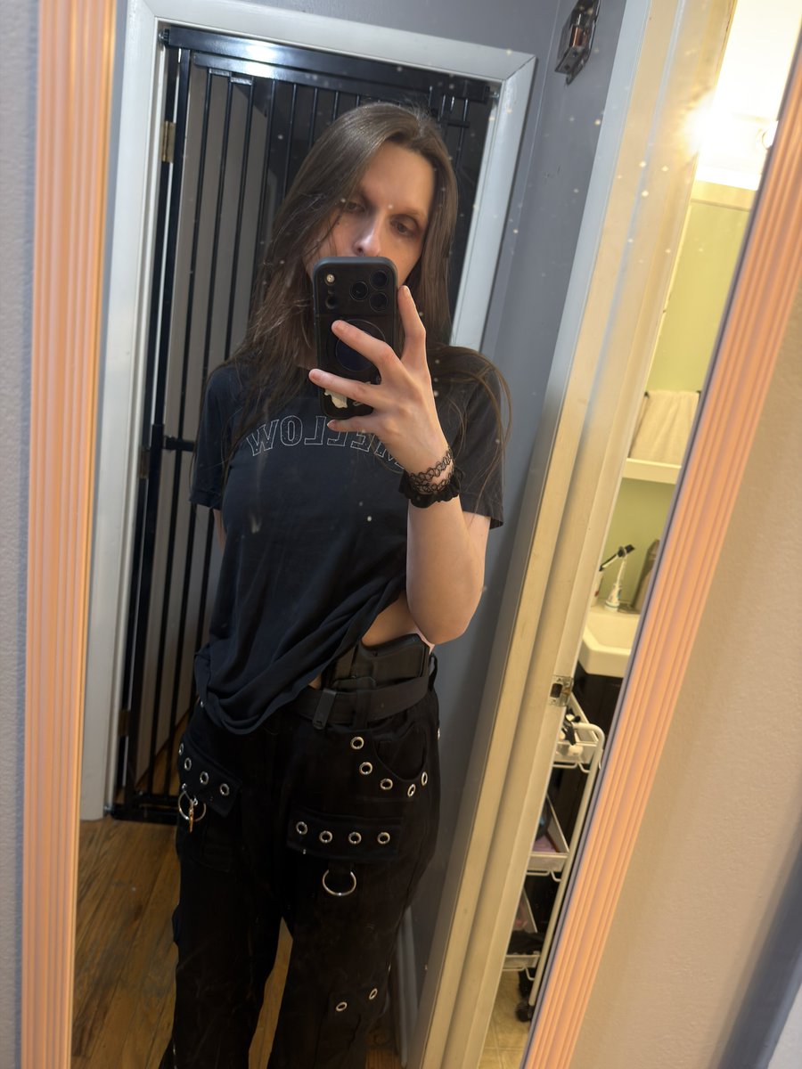 maiya 🏳️‍⚧️ tweet media