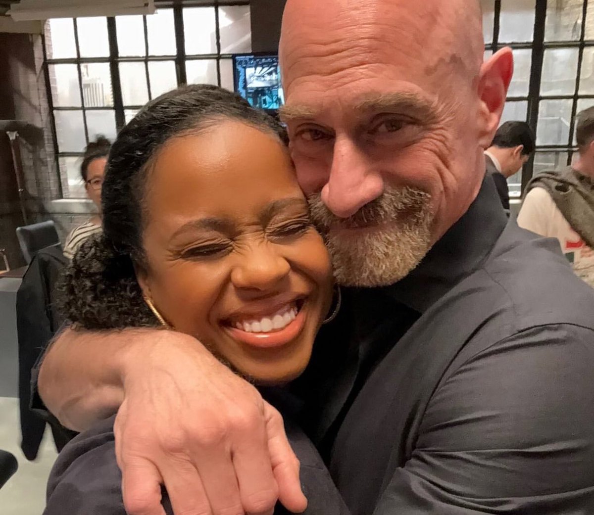 Toni 🫧 (parody) tweet media