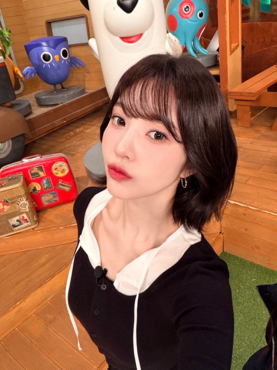 Joy tweet media
