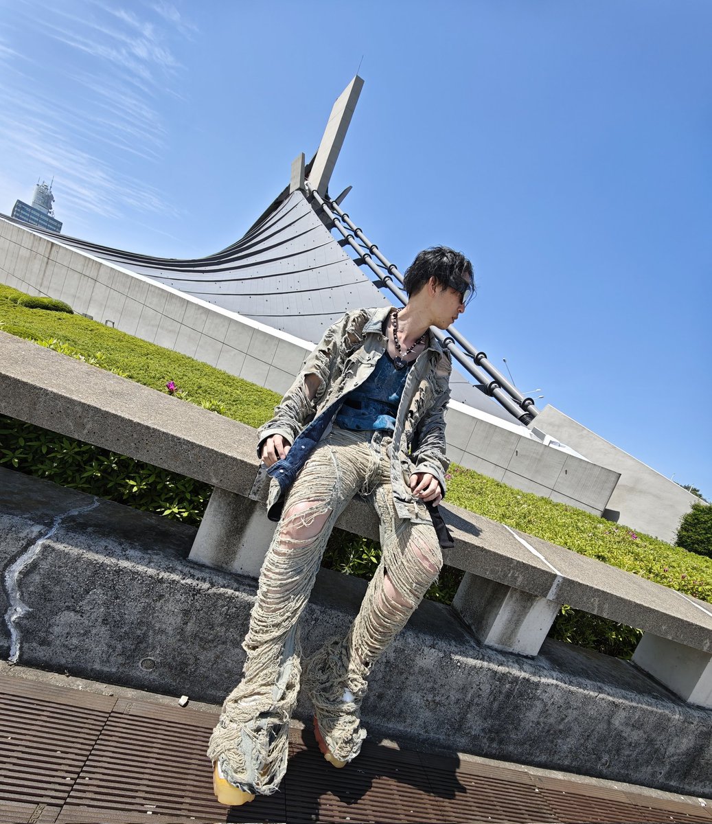 Yoshi Owens tweet media