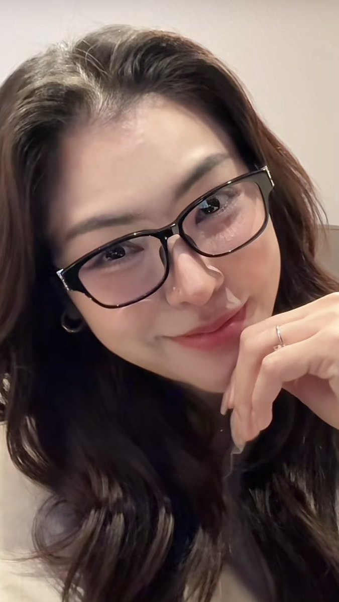 FayeSmilesForMe's tweet image. Thank you for BOL @malisorn00 You definitely made us feel loved. The amount of care that is seen in every moment of the series is testament to how much you love your #Fayemily. I am humbled and touched. 🥹🥹 Love you so much.
#FayePeraya 
#BrokenOfLoveTheSeries