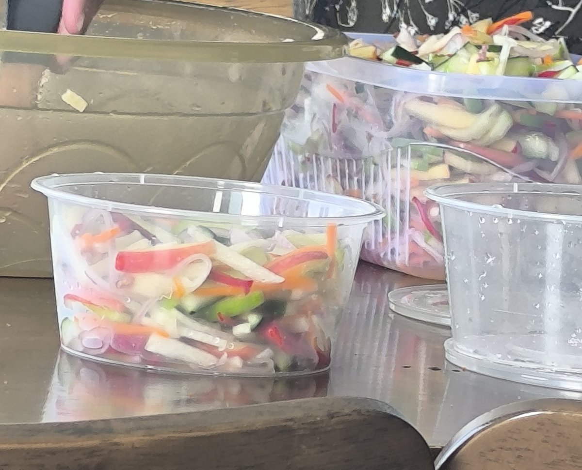 daddy_wit_issue's tweet photo. @oelma__ Acar. A traditional fruit &amp; veggie salad. https://t.co/8MzZBnhsWm