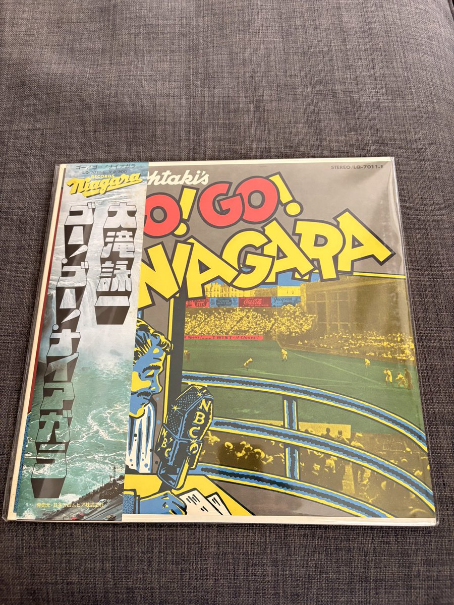 荻野目洋子 tweet media