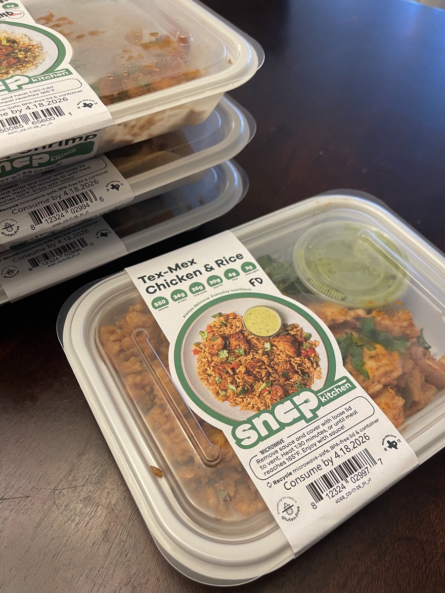 xPhantomJuJu's tweet photo. Who grabbed the new @snapkitchen meals this week? Excited to try the tacos with strawberry salsa!! https://t.co/C27TjHqjwS