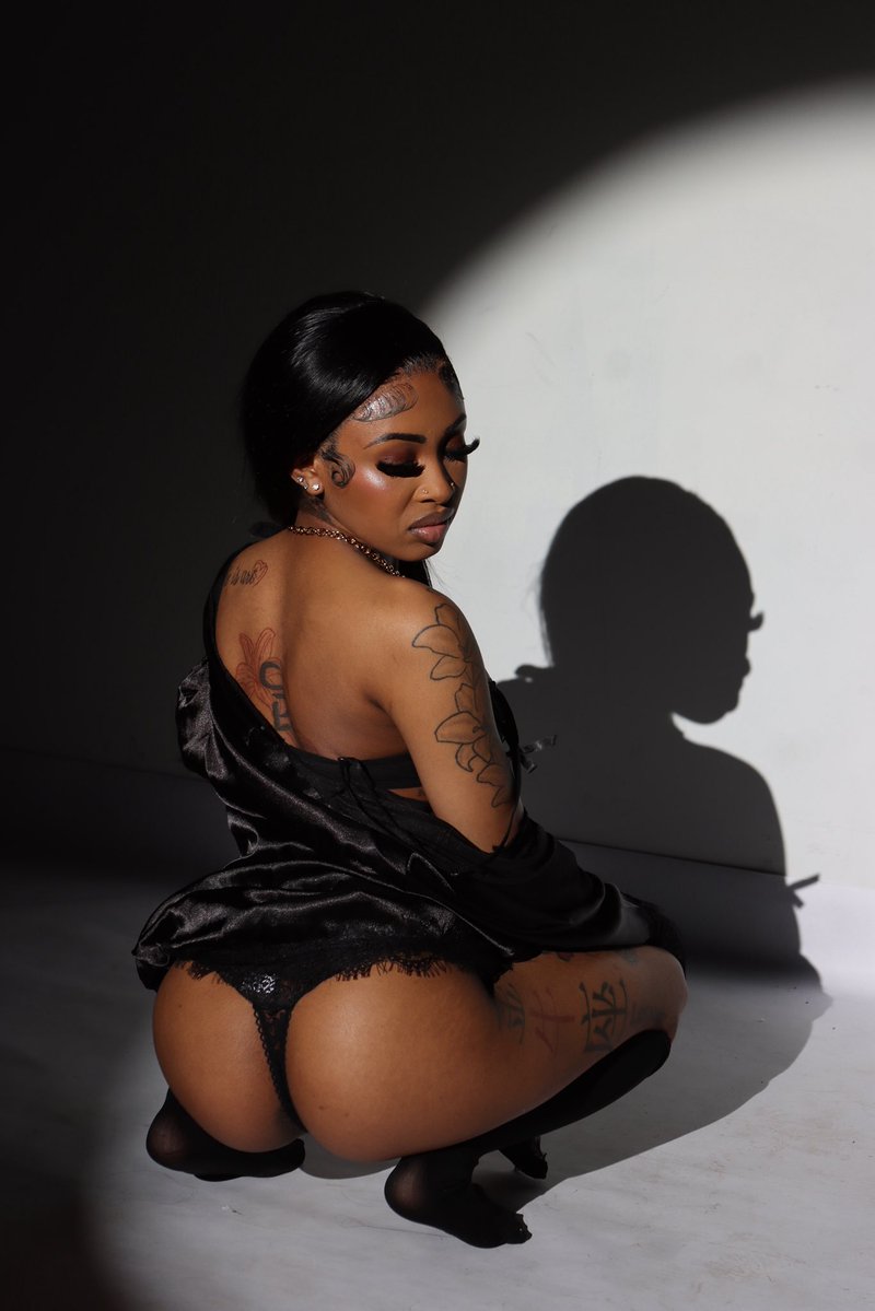 Ms. ZThanggg😩 tweet media