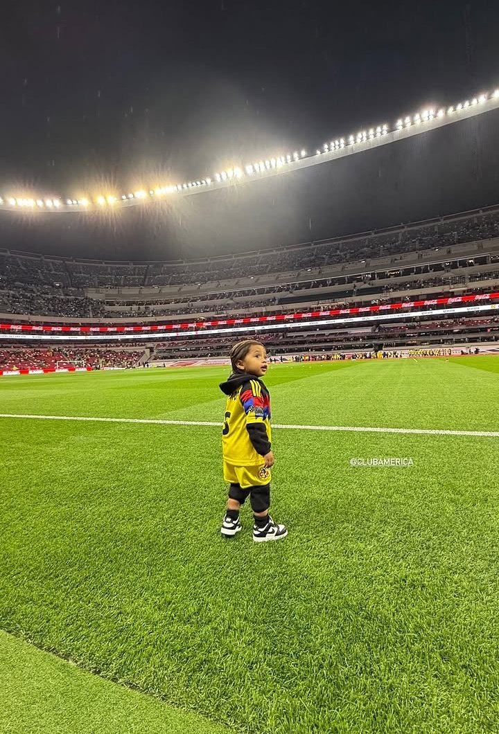 fid_08's tweet photo. El sobrino de Jonathan y Giovani Dos Santos 😍🦅 https://t.co/kxh0yyVL9L