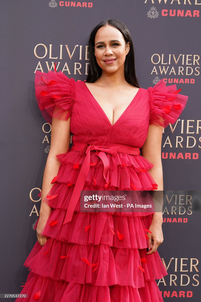 zawe ashton daily tweet media