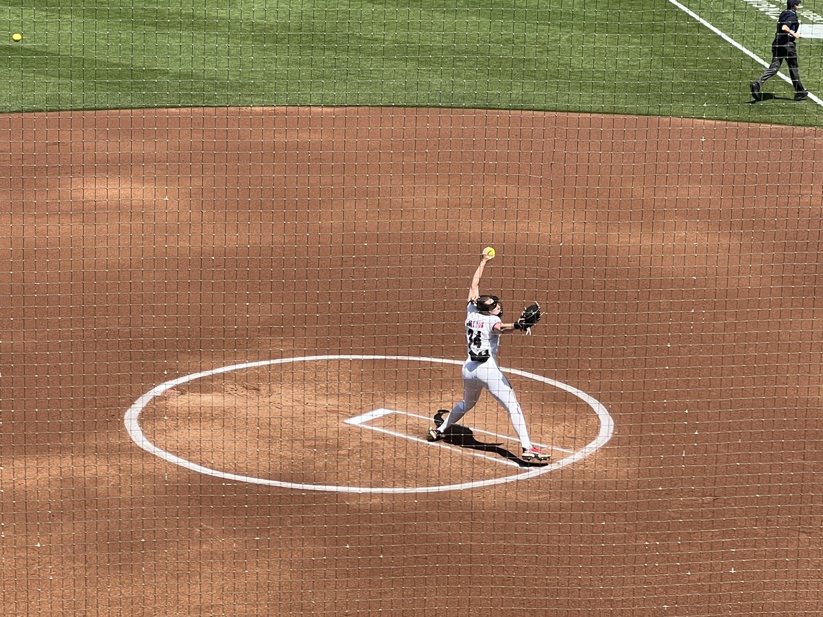 It’s a beautiful day for a <a href="/UGASoftball/">Georgia Softball</a> win!  Go Dawgs!