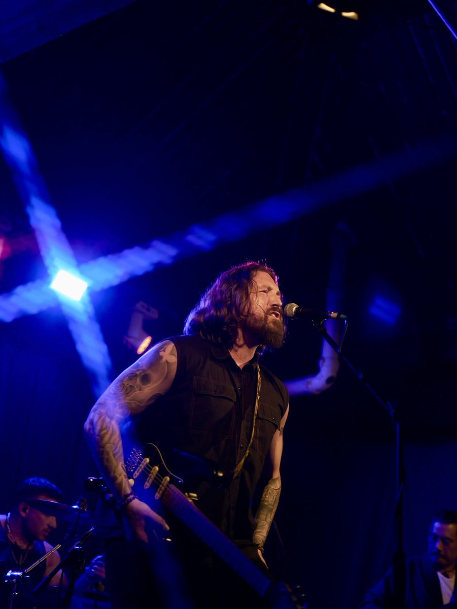 HolyCovesBand's tweet image. Last night in #Manchester 🐝
📸 @maximummediaofficial