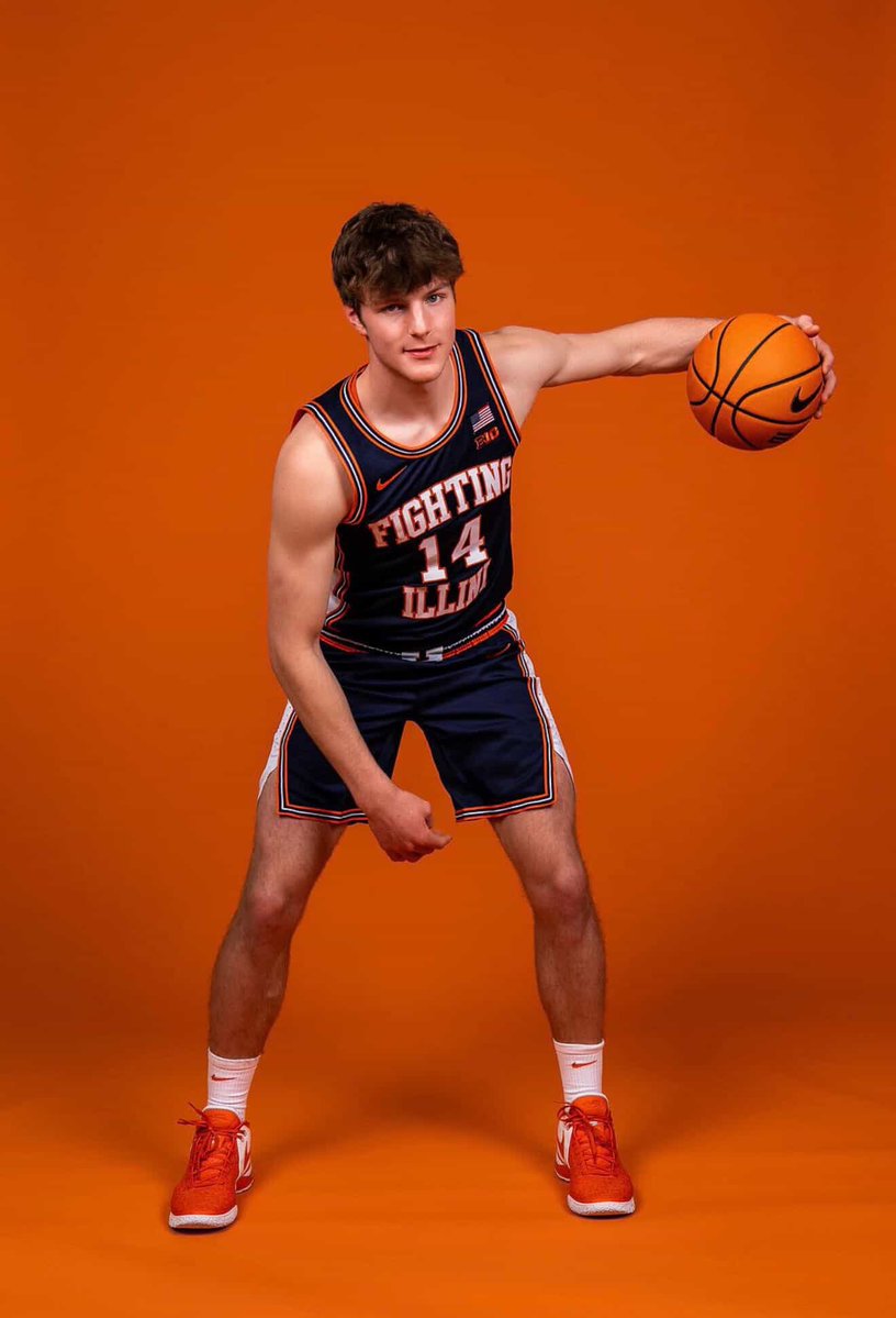 Mr. Basketball in the state of Wisconsin G/F Zavier Zens on his official visit to Illinois. Zens will decide between Utah State, Wisconsin, and Illinois on Tuesday April 14th