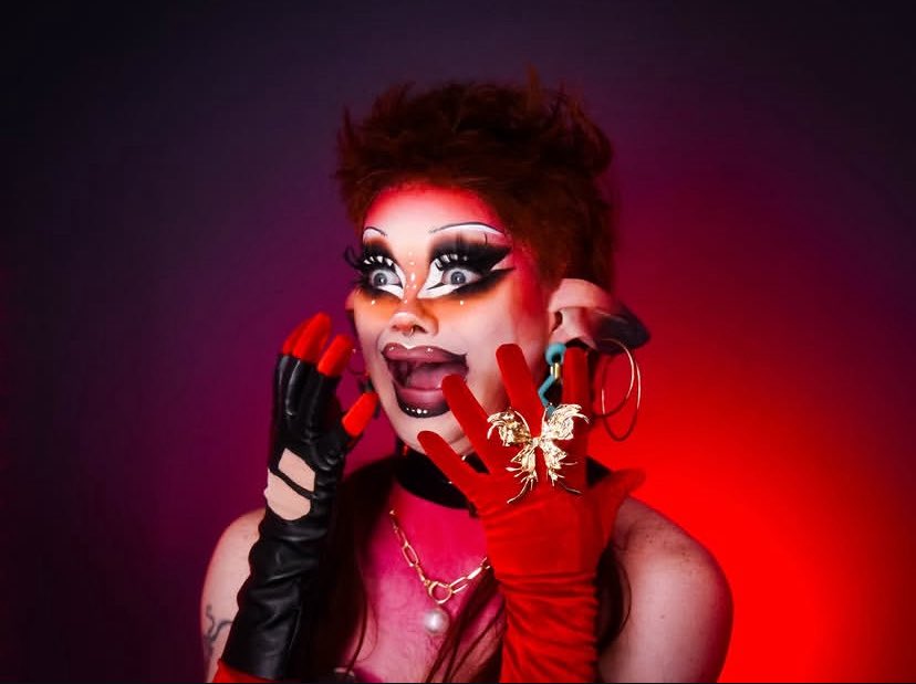 DawnCrave's tweet photo. Dawn looks scared to serve butch lesbian teas. Is she scared of butch lesbians #questionsremain https://t.co/Qk5JKFtACb