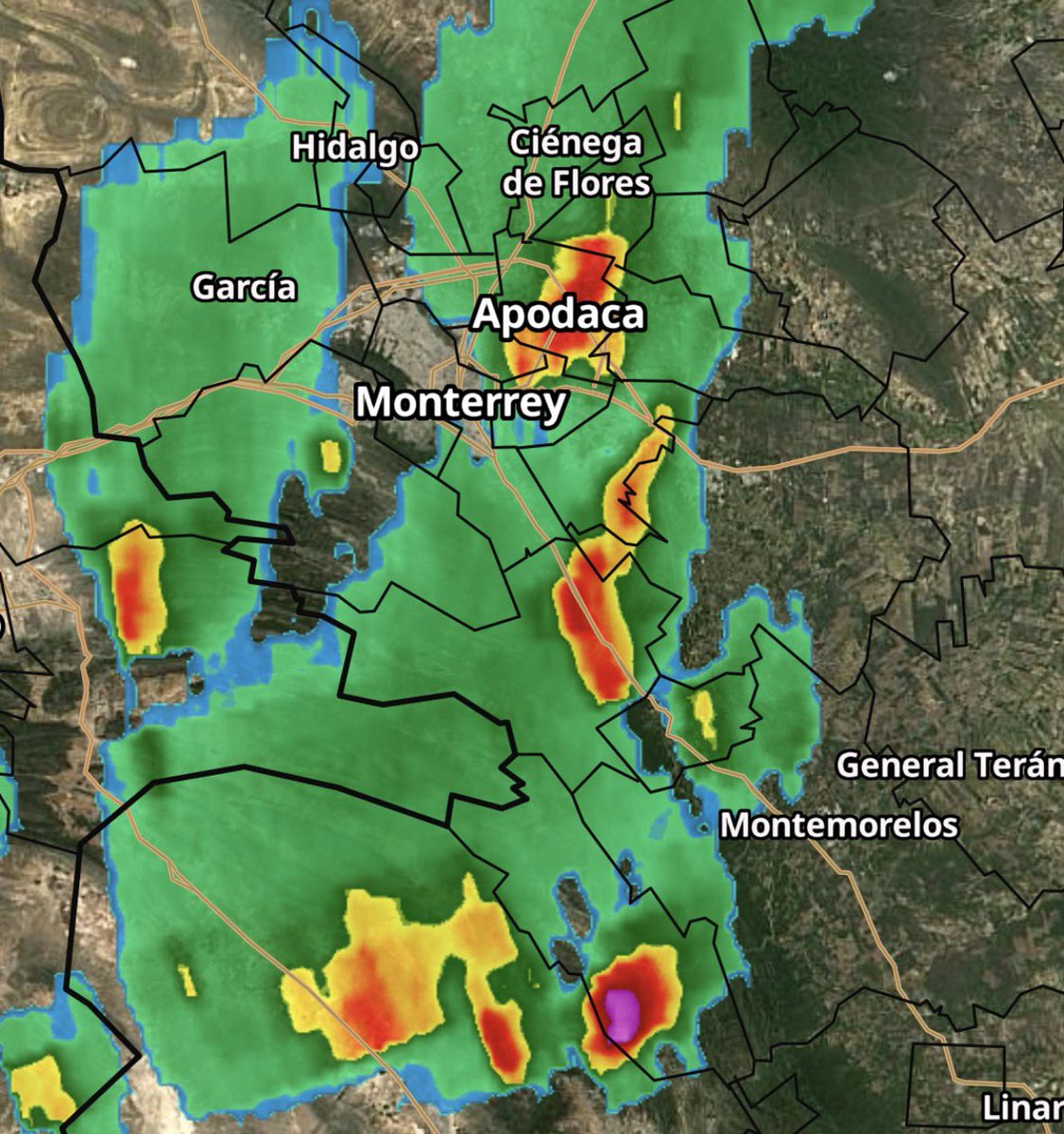 Chubascos y tormentas en Apodaca, Zuazua, Santiago, Allende, Galeana y Rayones, Nuevo León.

Radar 15:20 horas