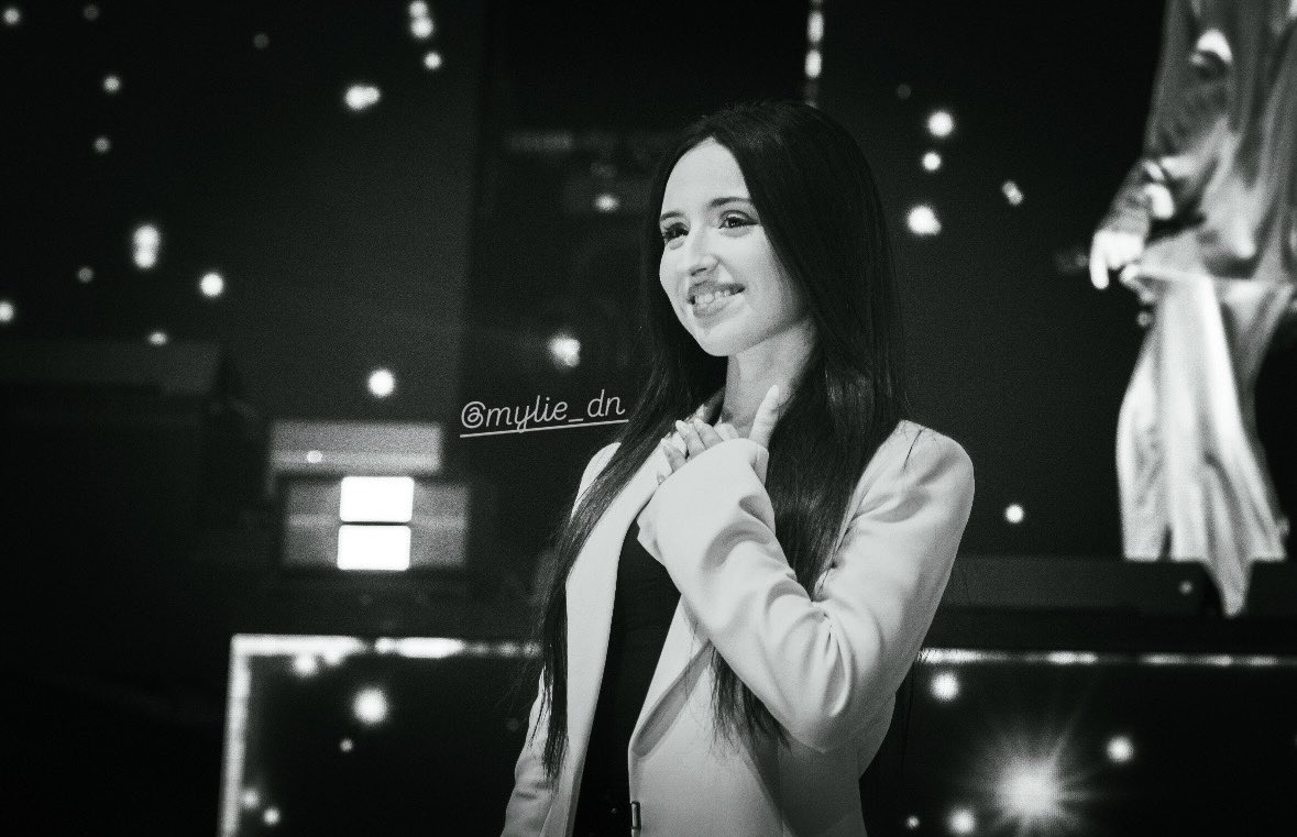 Mylie ✨ tweet media