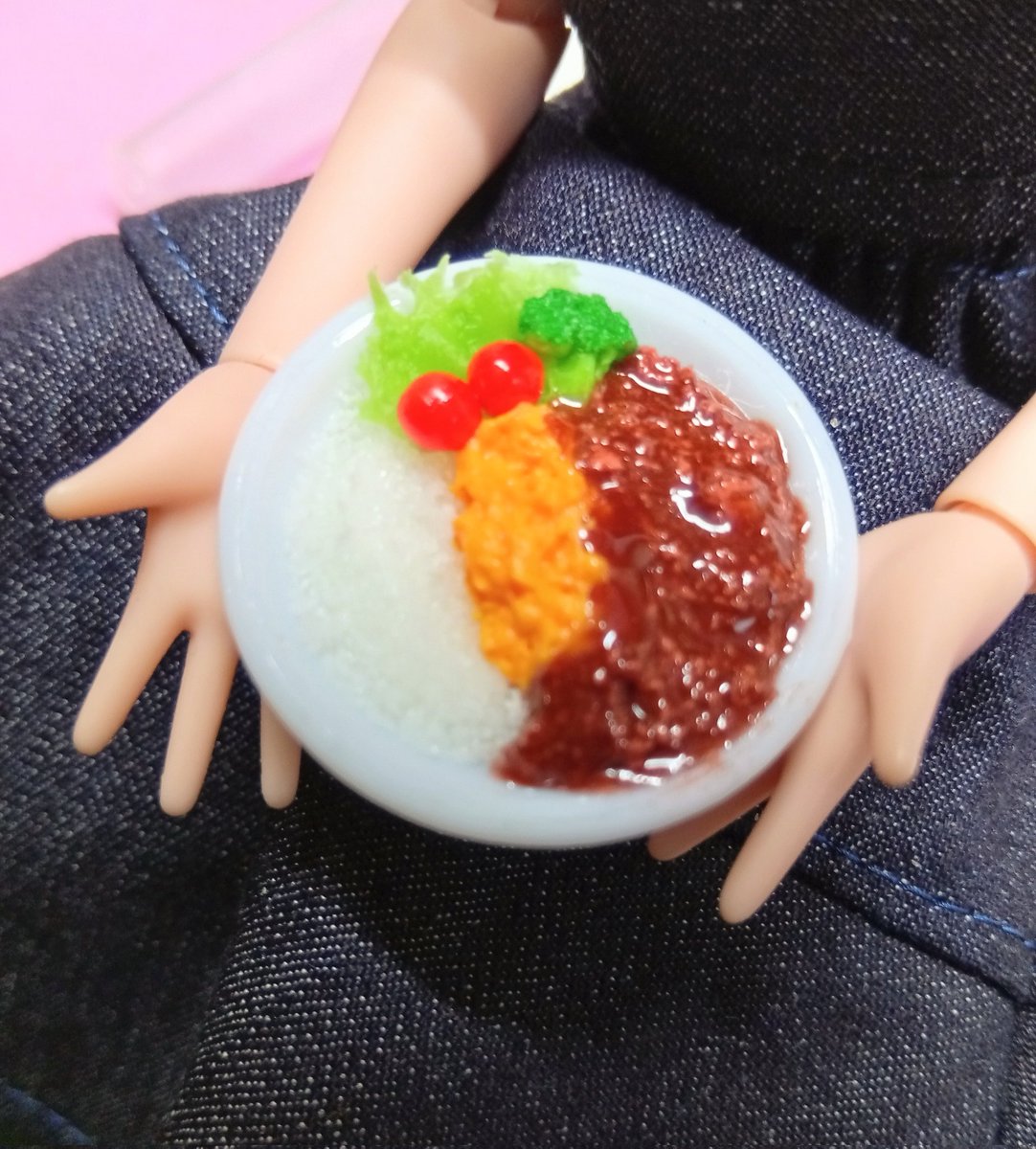 Zui/miniature food tweet media