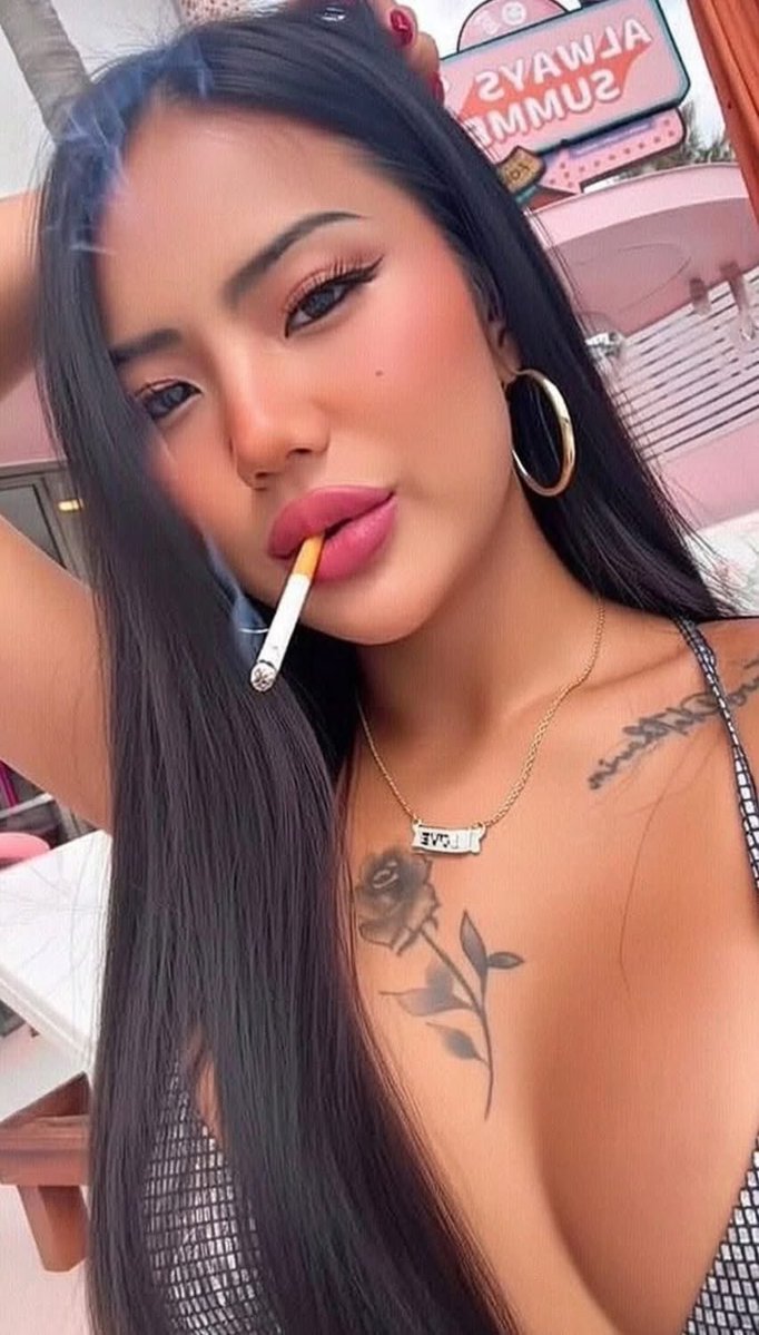 Lovemyworld1978 tweet media