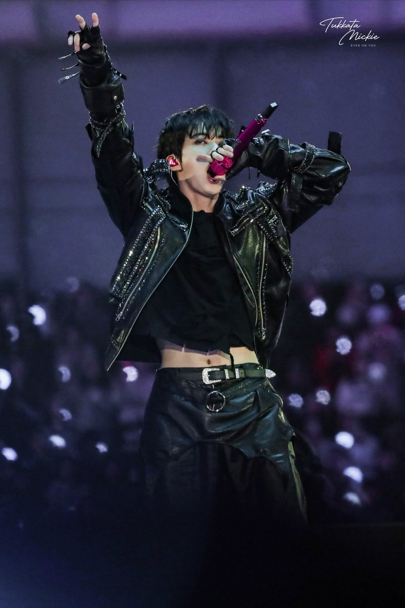 carolinda tweet media