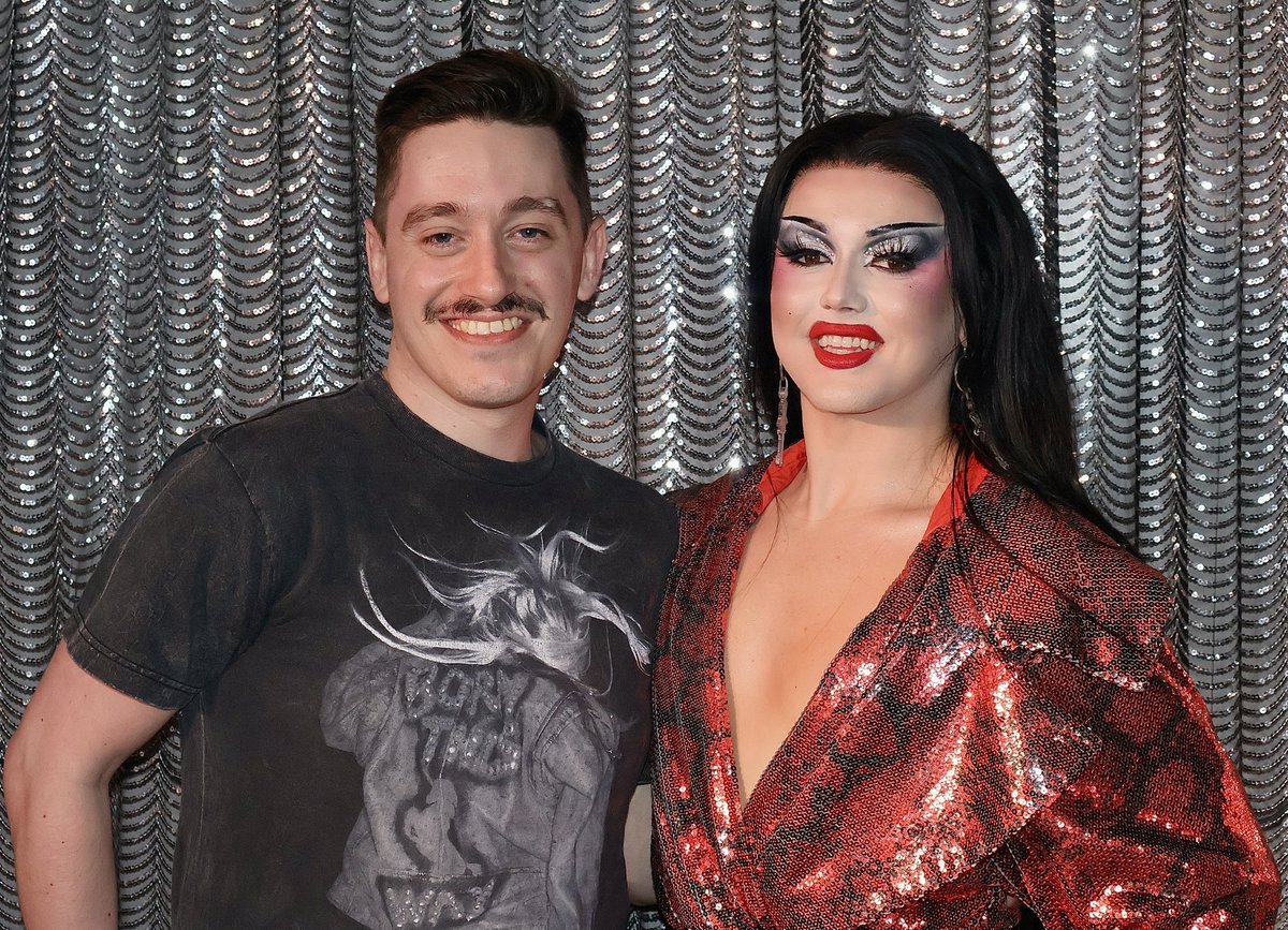 With <a href="/myki_meeks/">MYKI MEEKS ☆</a>!