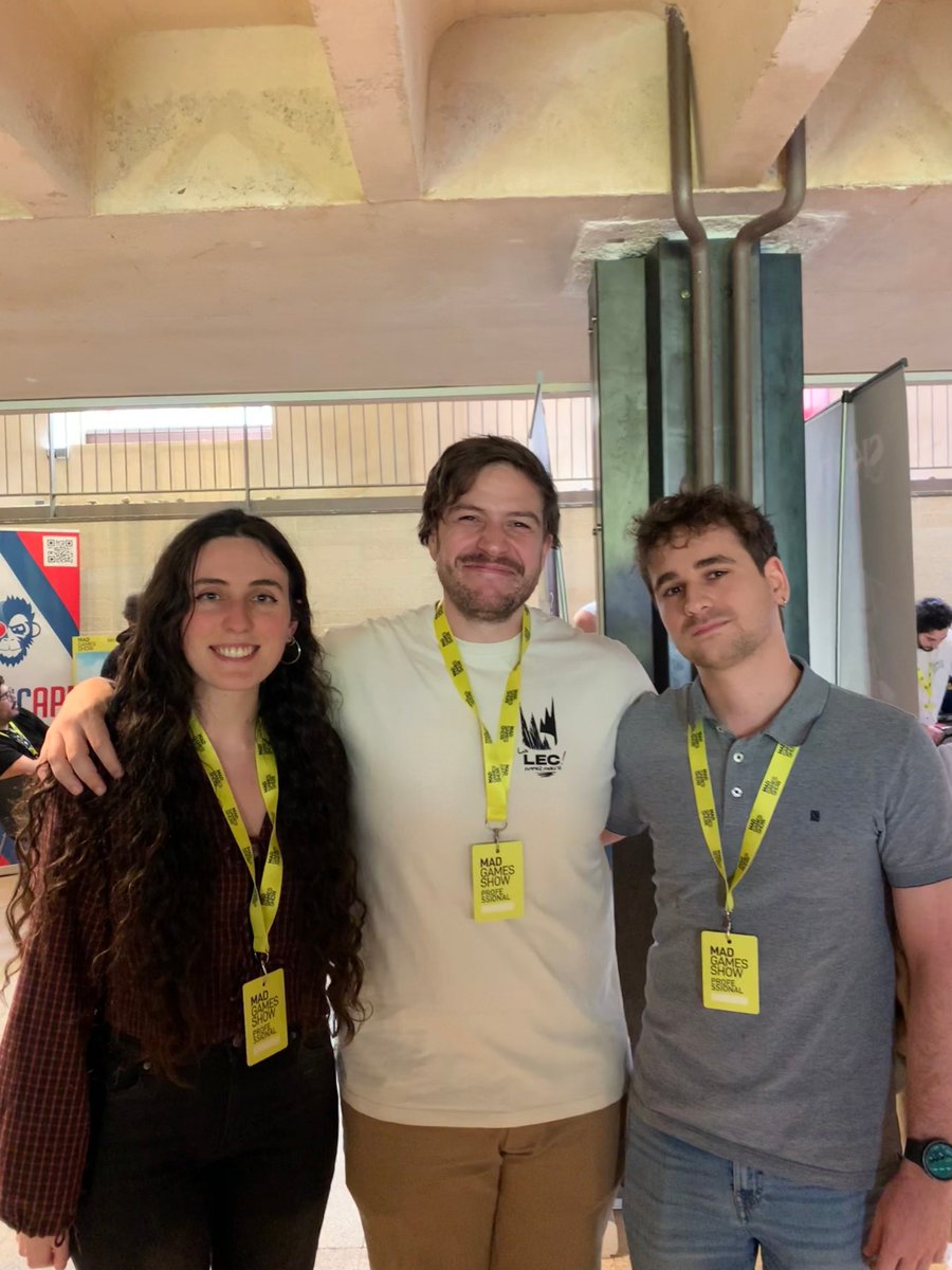 KrakenLabs_dev's tweet photo. Han sido 2 días muy especiales en Madrid donde hemos podido enseñar Space Tales por primera vez 🌍✨

Muchas gracias a @MadGamesShow por el eventazo 🙌

Y también a @el_yuste_ y @chincheto77 por pasarse a probarlo, ¡nos hizo mucha ilusión!

A ver si también nos colamos en el Ñ3👀 https://t.co/uMrWa448qy