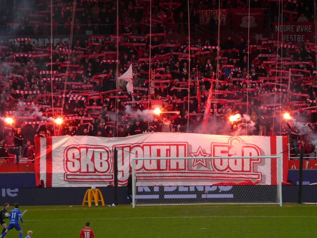 sprinteren1908's tweet photo. SKB Youth - 5år!🎉
Settes stor pris på om du ønsker å gi en «bursdagsgave» ved å vippse til 918231 https://t.co/lJeS7iMm1D